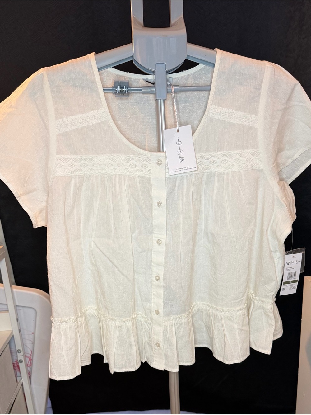 Jessica Simpson Cream Button-Front Peplum Lace Yoke Blouse